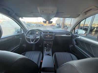 2022 Volkswagen Tiguan SE