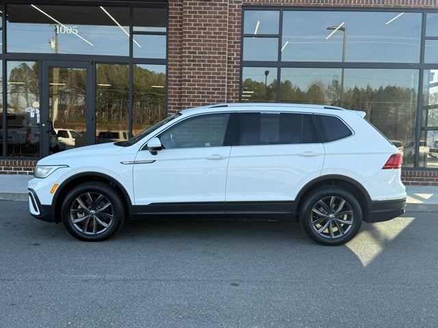2022 Volkswagen Tiguan SE