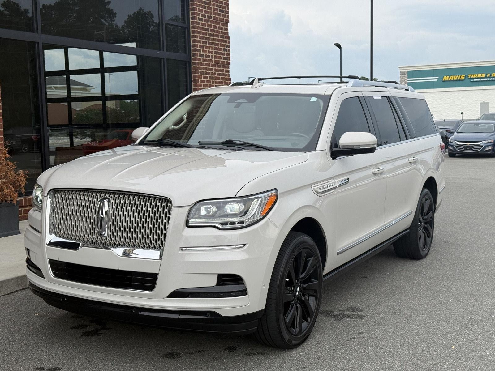 2022 Lincoln Navigator L Reserve
