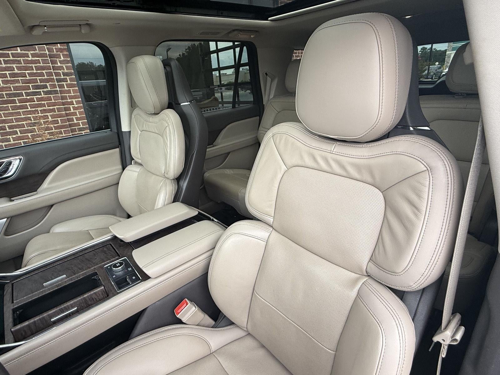 2022 Lincoln Navigator L Reserve
