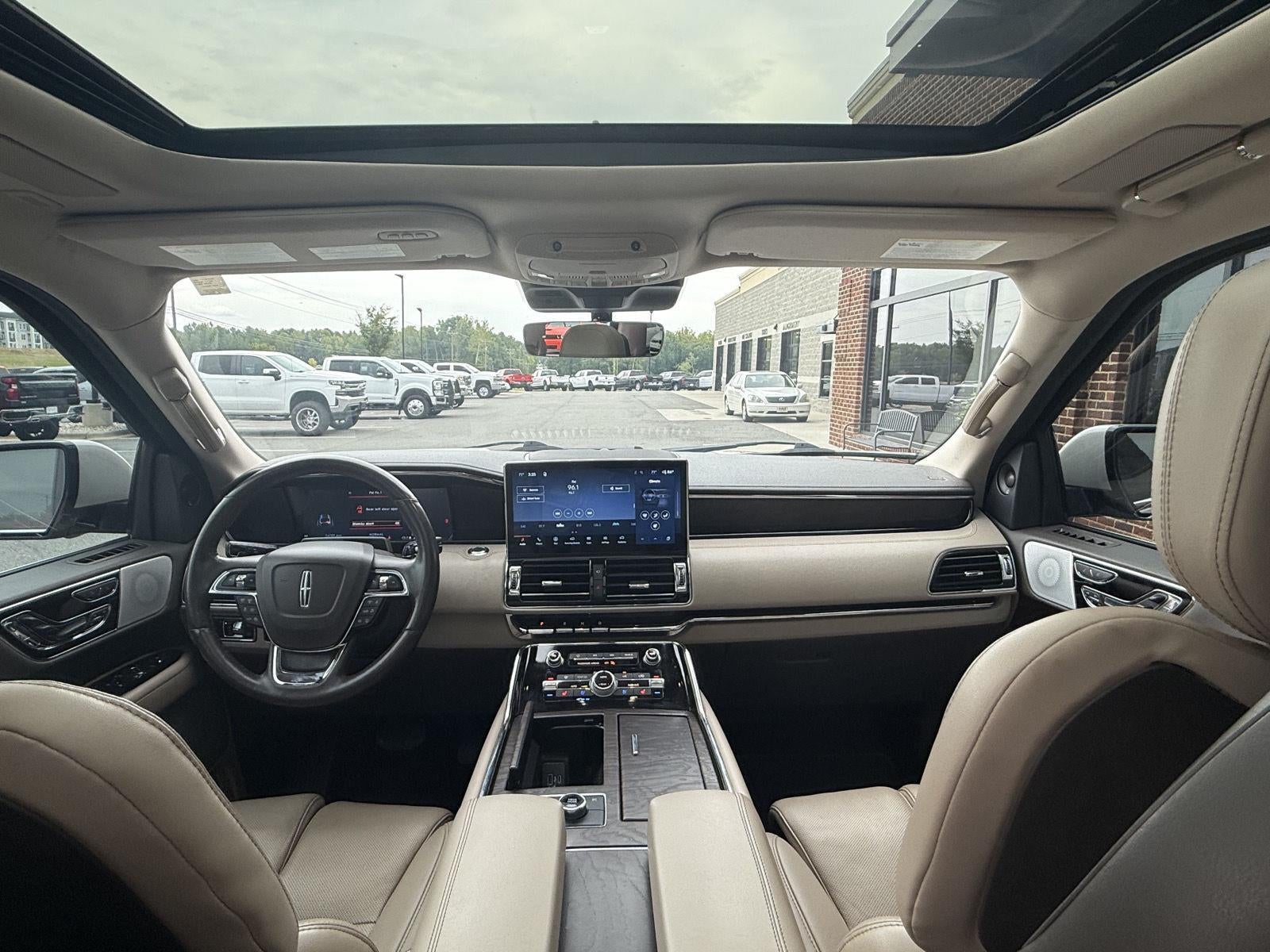 2022 Lincoln Navigator L Reserve
