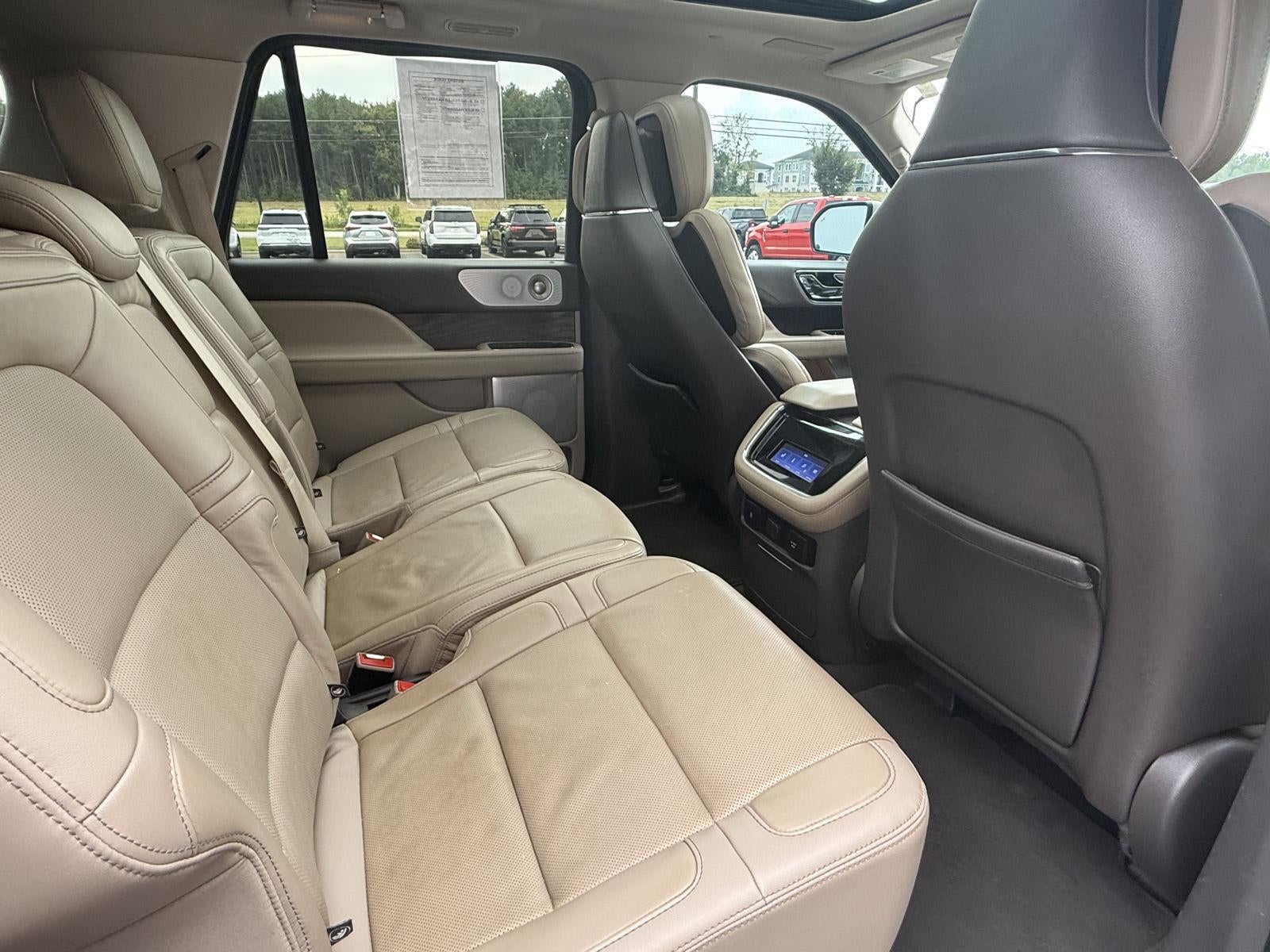 2022 Lincoln Navigator L Reserve