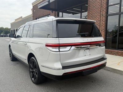 2022 Lincoln Navigator L Reserve