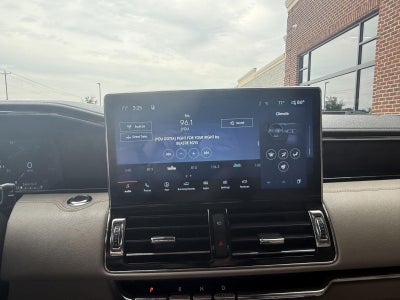 2022 Lincoln Navigator L Reserve