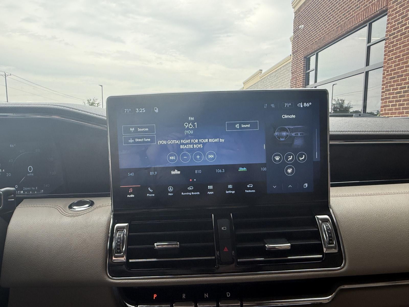 2022 Lincoln Navigator L Reserve