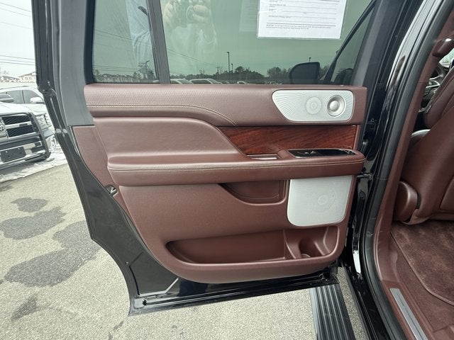2021 Lincoln Navigator L Black Label