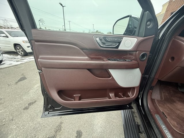 2021 Lincoln Navigator L Black Label