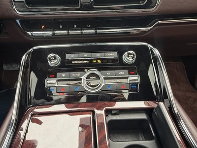 2021 Lincoln Navigator L Black Label