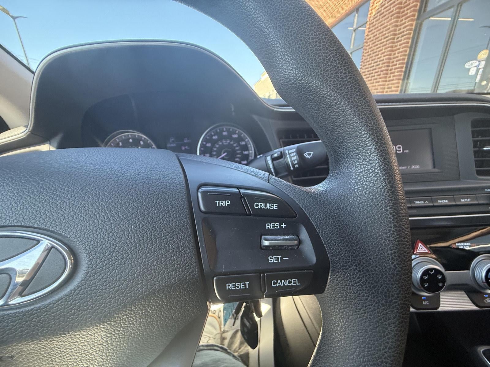 2019 Hyundai Elantra SE