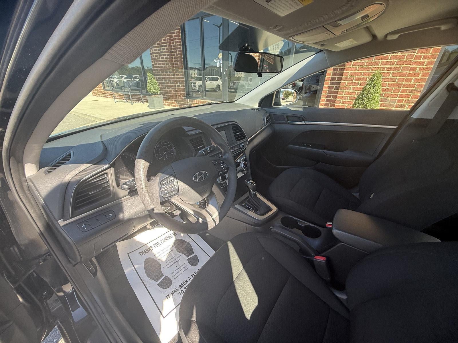 2019 Hyundai Elantra SE