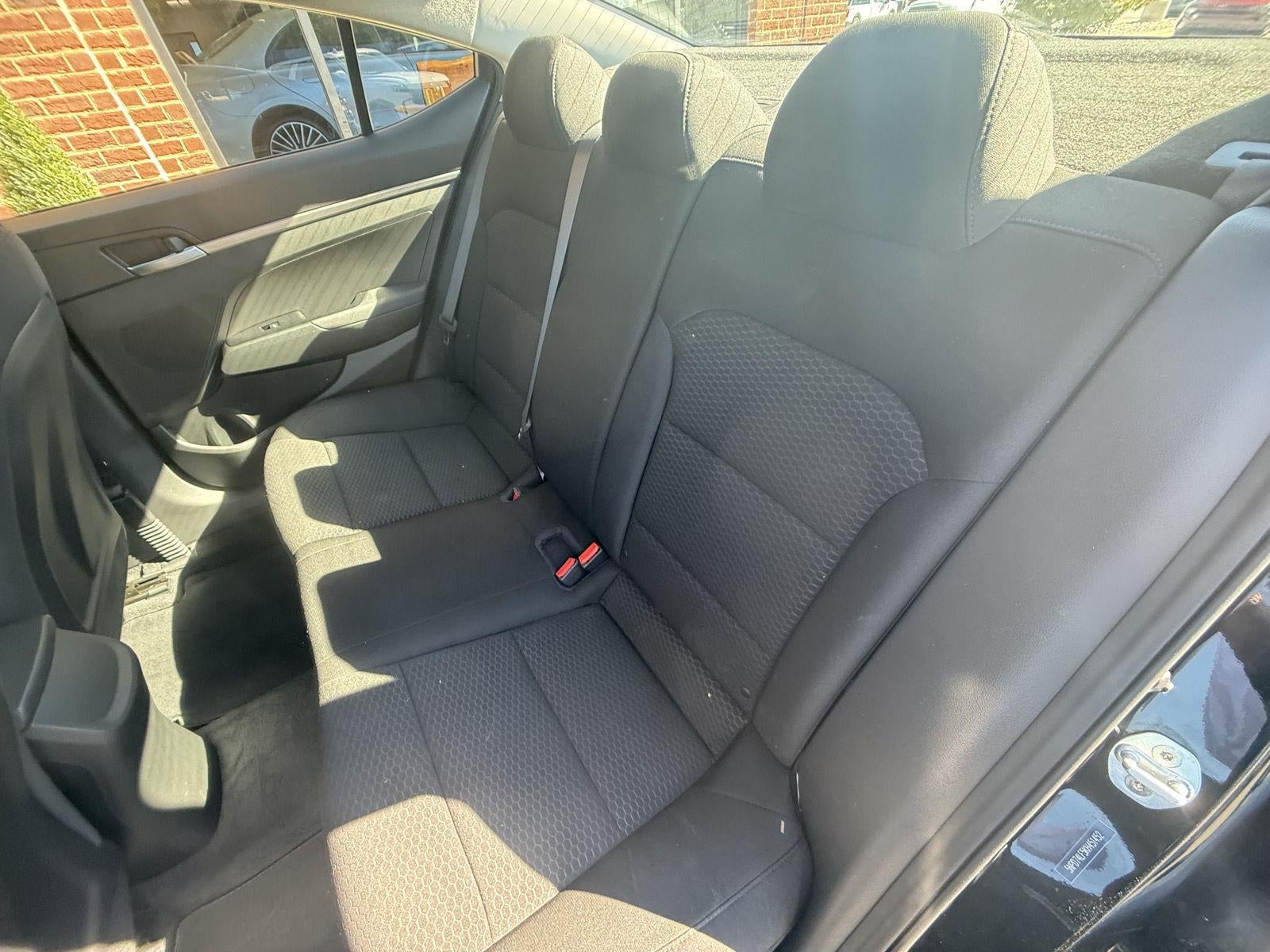 2019 Hyundai Elantra SE