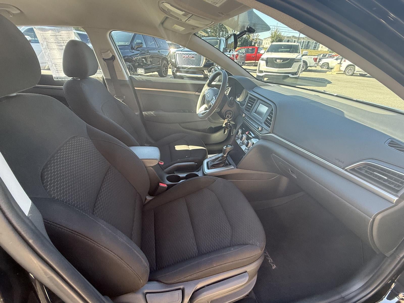 2019 Hyundai Elantra SE