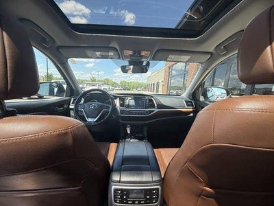 2017 Toyota Highlander Limited