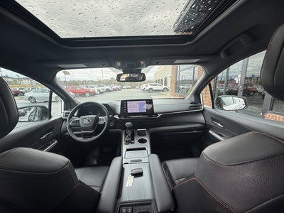 2021 Toyota Sienna XSE