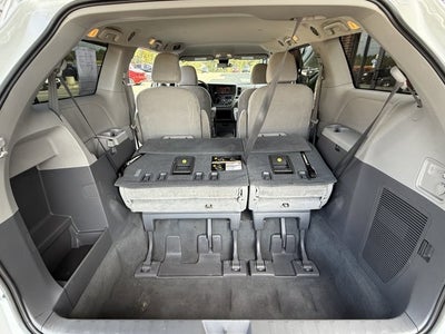 2020 Toyota Sienna L