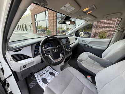 2020 Toyota Sienna L