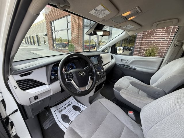 2020 Toyota Sienna L