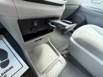 2020 Toyota Sienna L