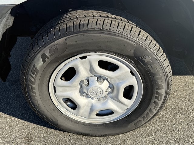 2012 Toyota Tacoma 2WD Reg Cab I4 AT (Natl)