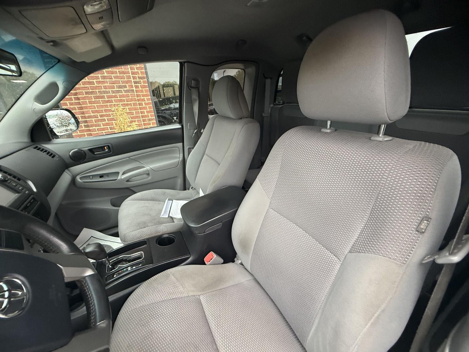 2013 Toyota Tacoma Base