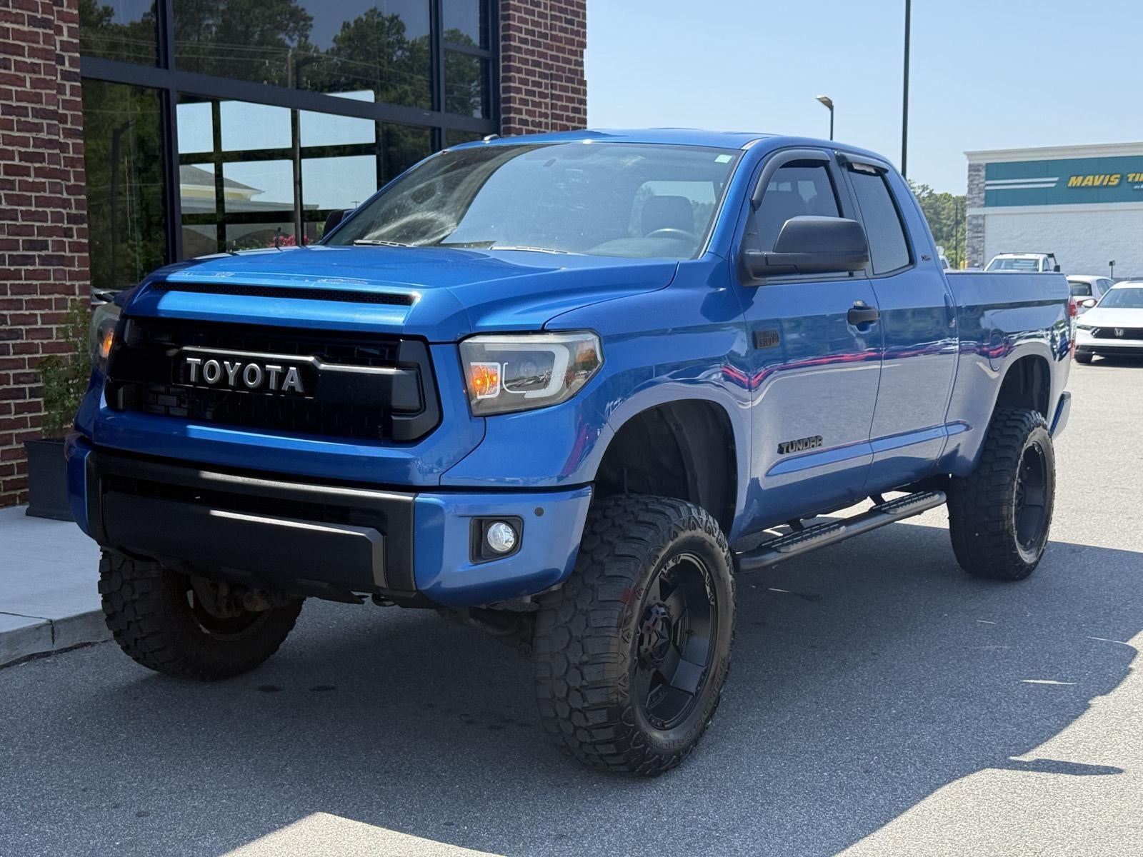 2016 Toyota Tundra Truck SR5