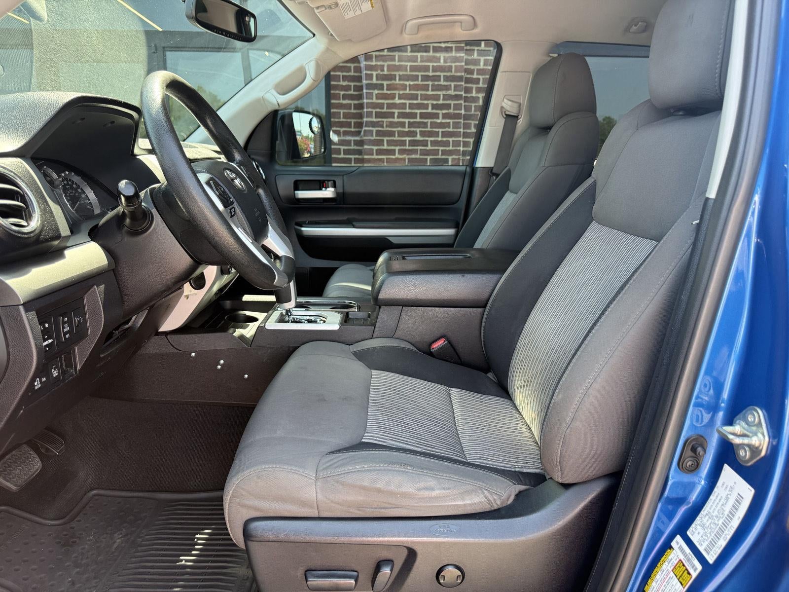 2016 Toyota Tundra Truck SR5