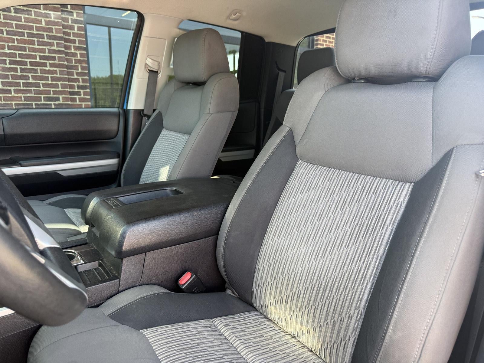 2016 Toyota Tundra Truck SR5