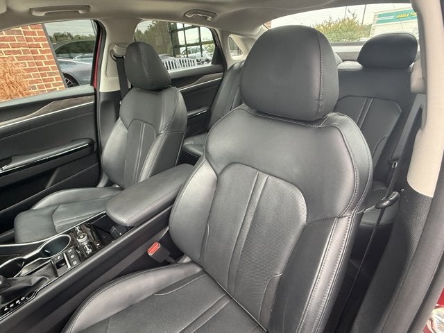 2022 Kia K5 EX