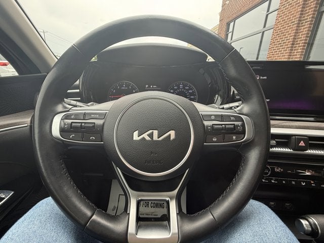 2022 Kia K5 EX