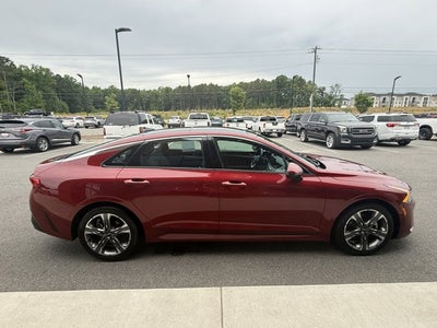 2022 Kia K5 EX