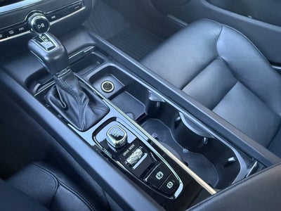 2019 Volvo S60 Momentum