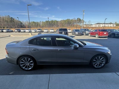 2019 Volvo S60 Momentum