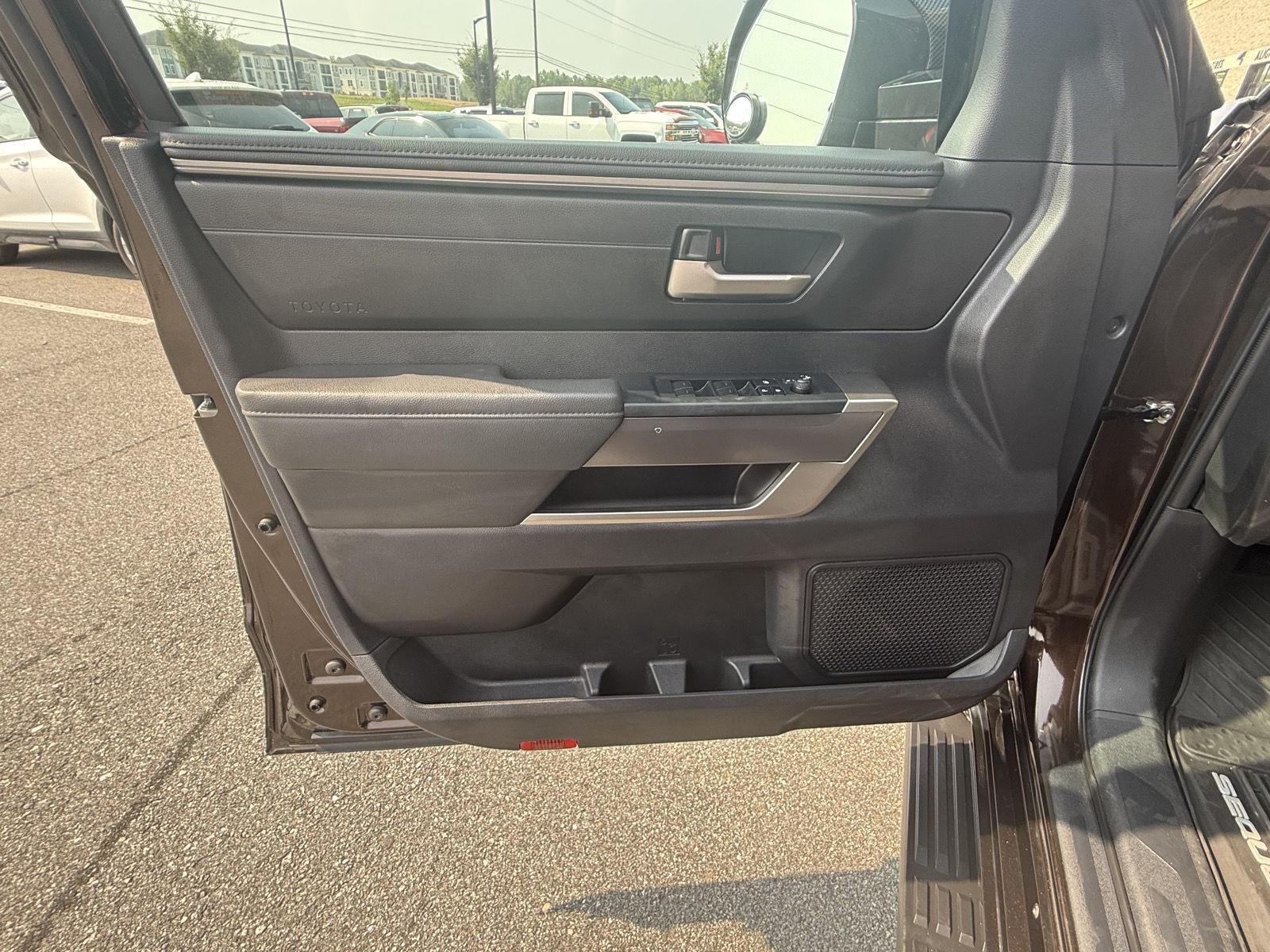 2023 Toyota Sequoia SR5