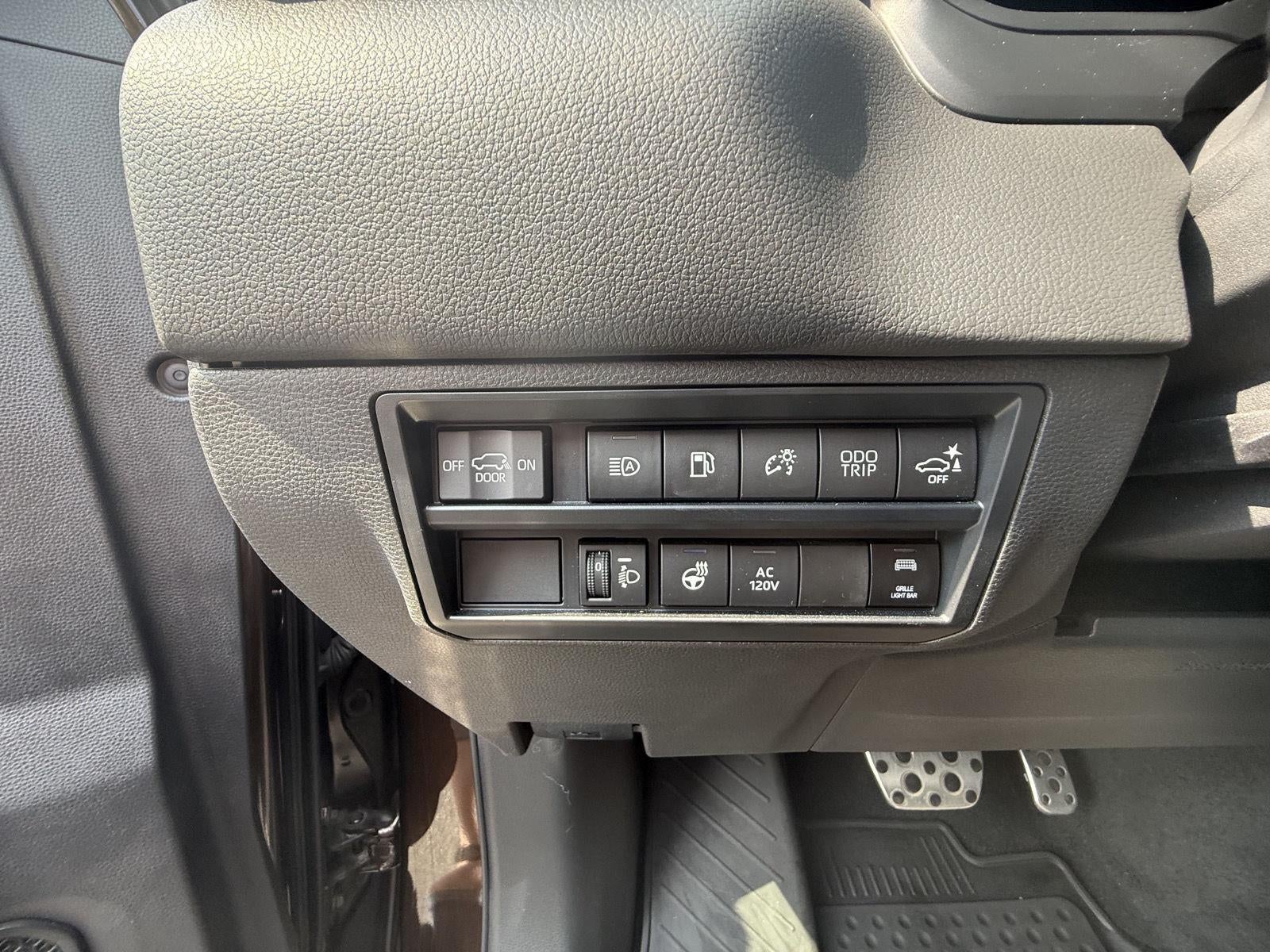 2023 Toyota Sequoia SR5