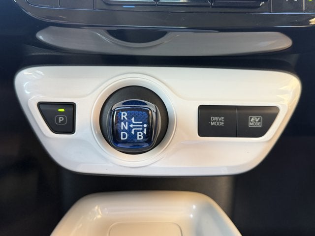 2016 Toyota Prius Three Touring