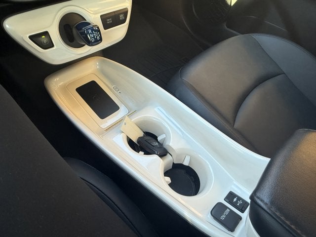 2016 Toyota Prius Three Touring