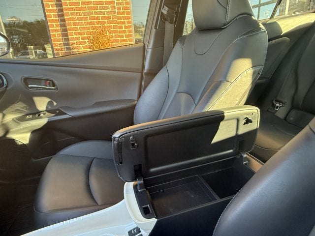 2016 Toyota Prius Three Touring