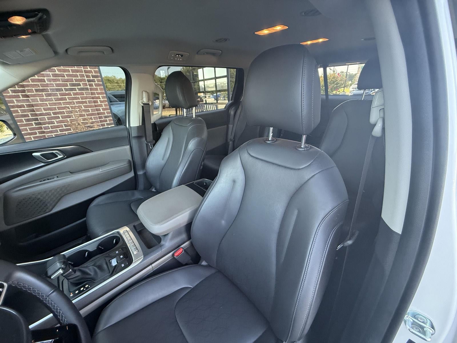 2025 Kia Carnival LXS