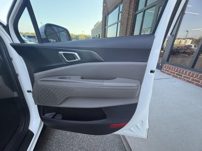 2025 Kia Carnival LXS