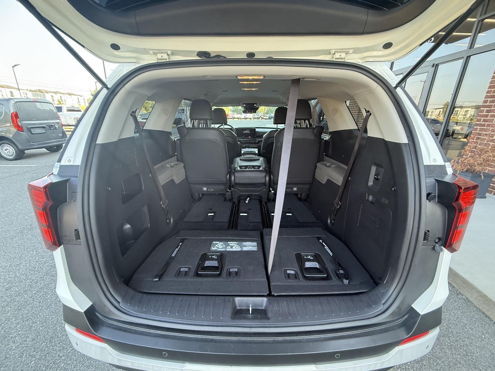 2025 Kia Carnival LXS