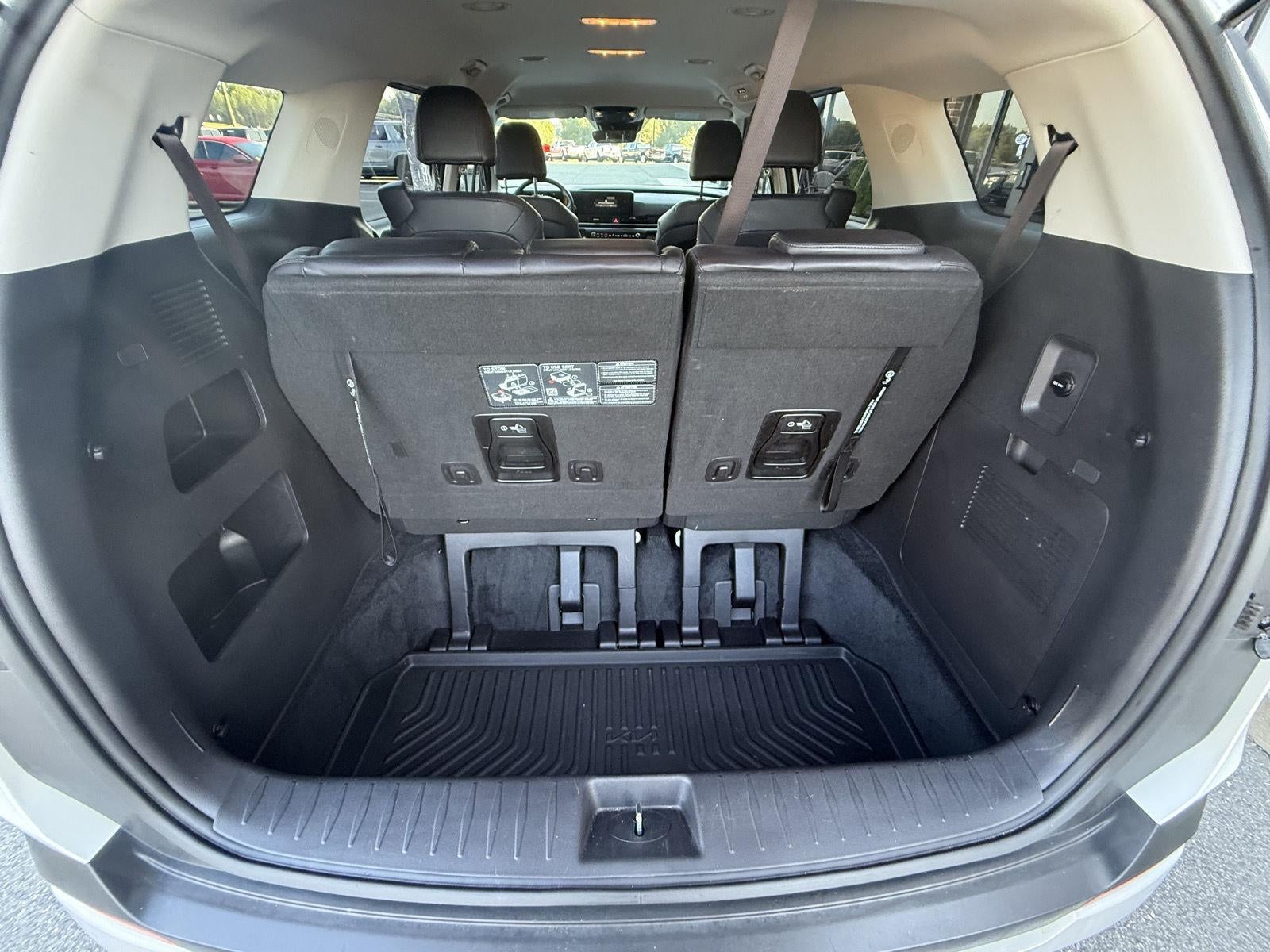 2025 Kia Carnival LXS