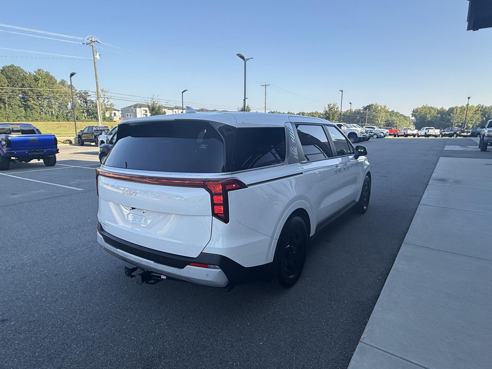 2025 Kia Carnival LXS