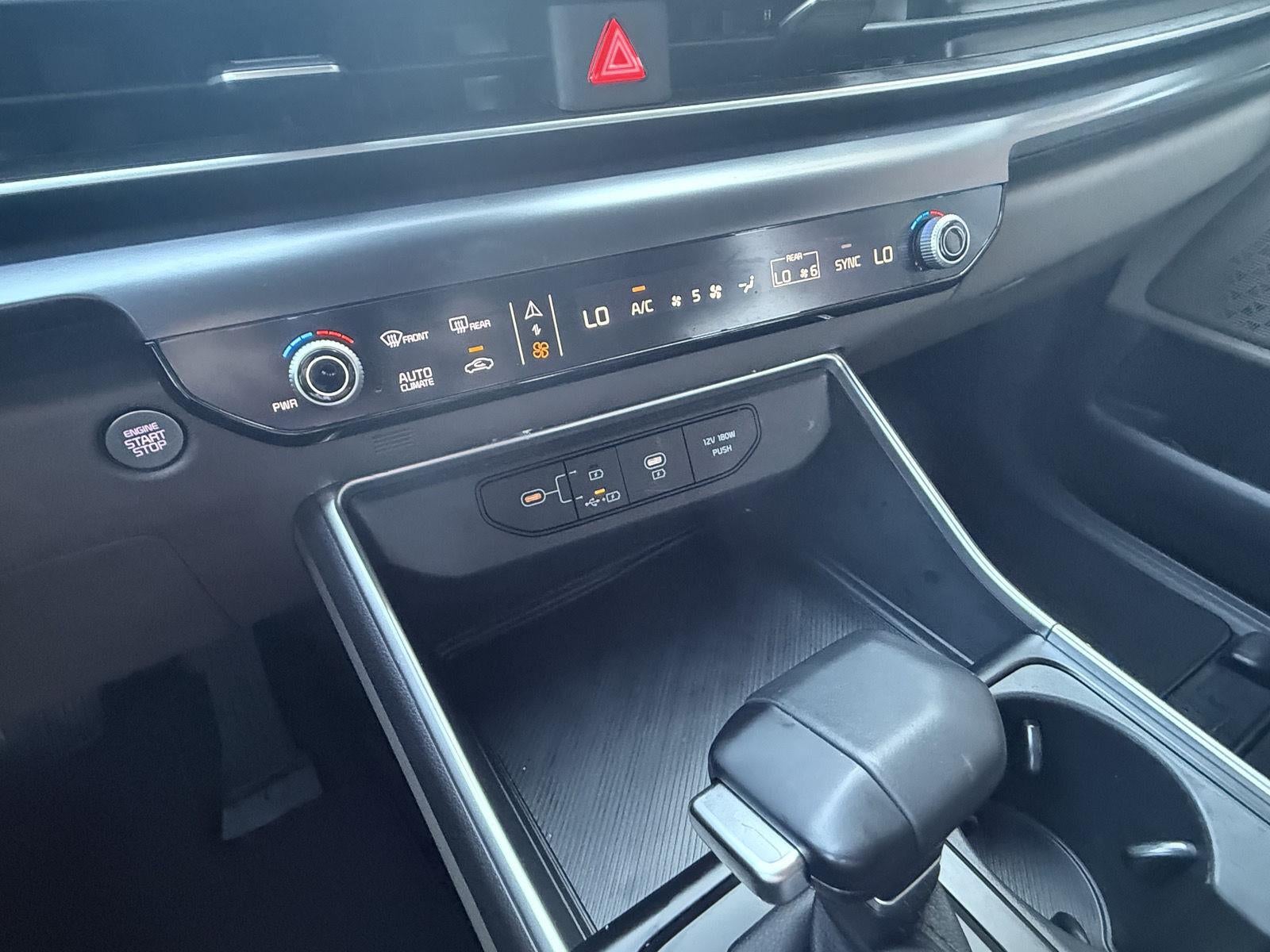 2025 Kia Carnival LXS