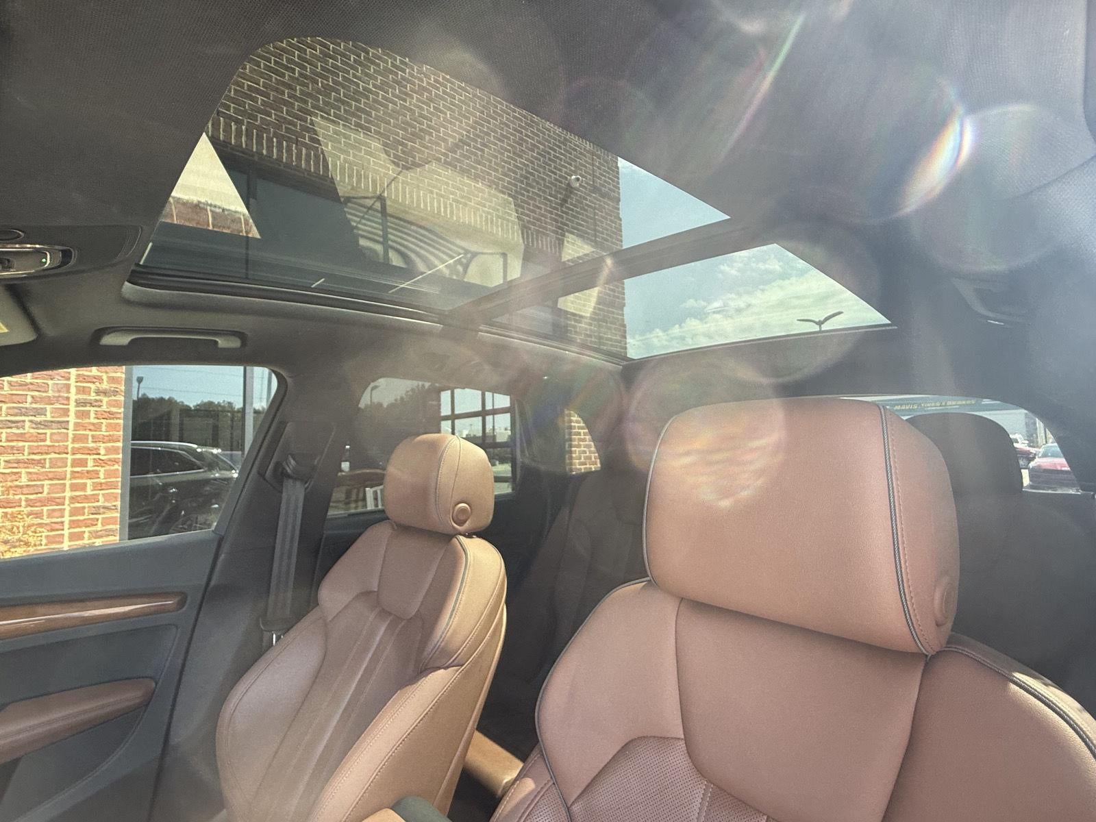 2022 Audi Q5 S line Premium Plus