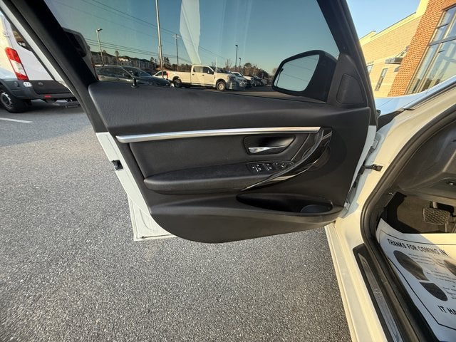 2018 BMW 3 Series 330i xDrive