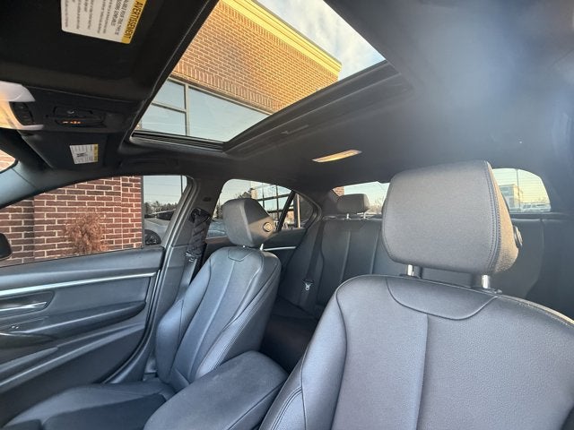 2018 BMW 3 Series 330i xDrive