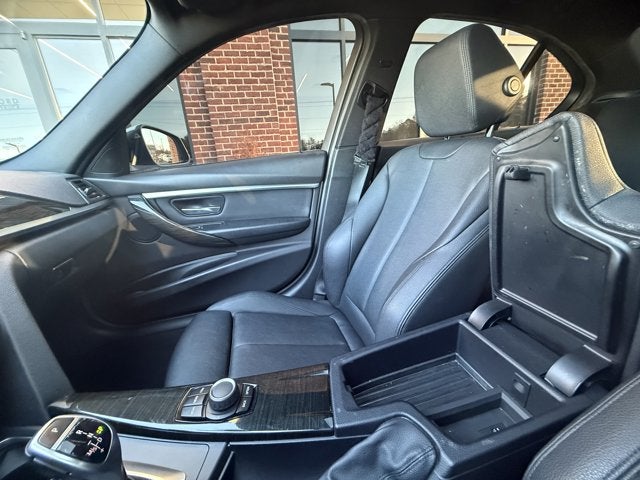 2018 BMW 3 Series 330i xDrive