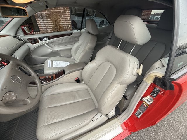 2002 Mercedes-Benz CLK-Class 2dr Cabriolet 3.2L