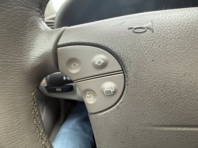 2002 Mercedes-Benz CLK-Class 2dr Cabriolet 3.2L