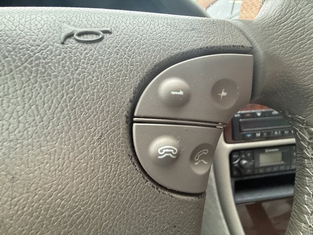 2002 Mercedes-Benz CLK-Class 2dr Cabriolet 3.2L